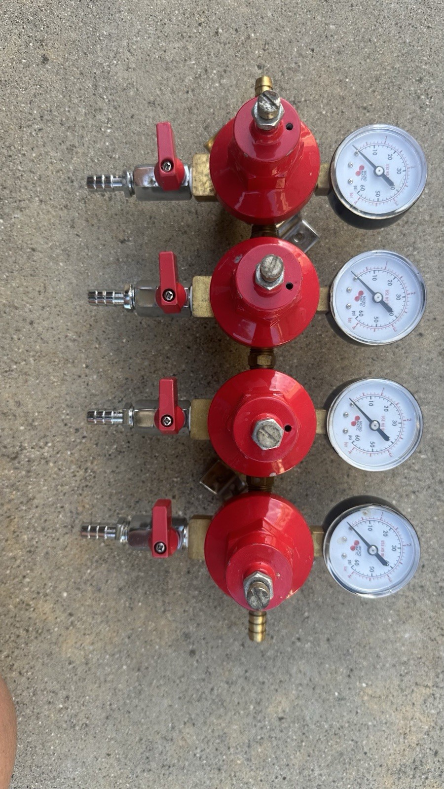 Micro Matic Single Gauge Regulator Red Draft Beer