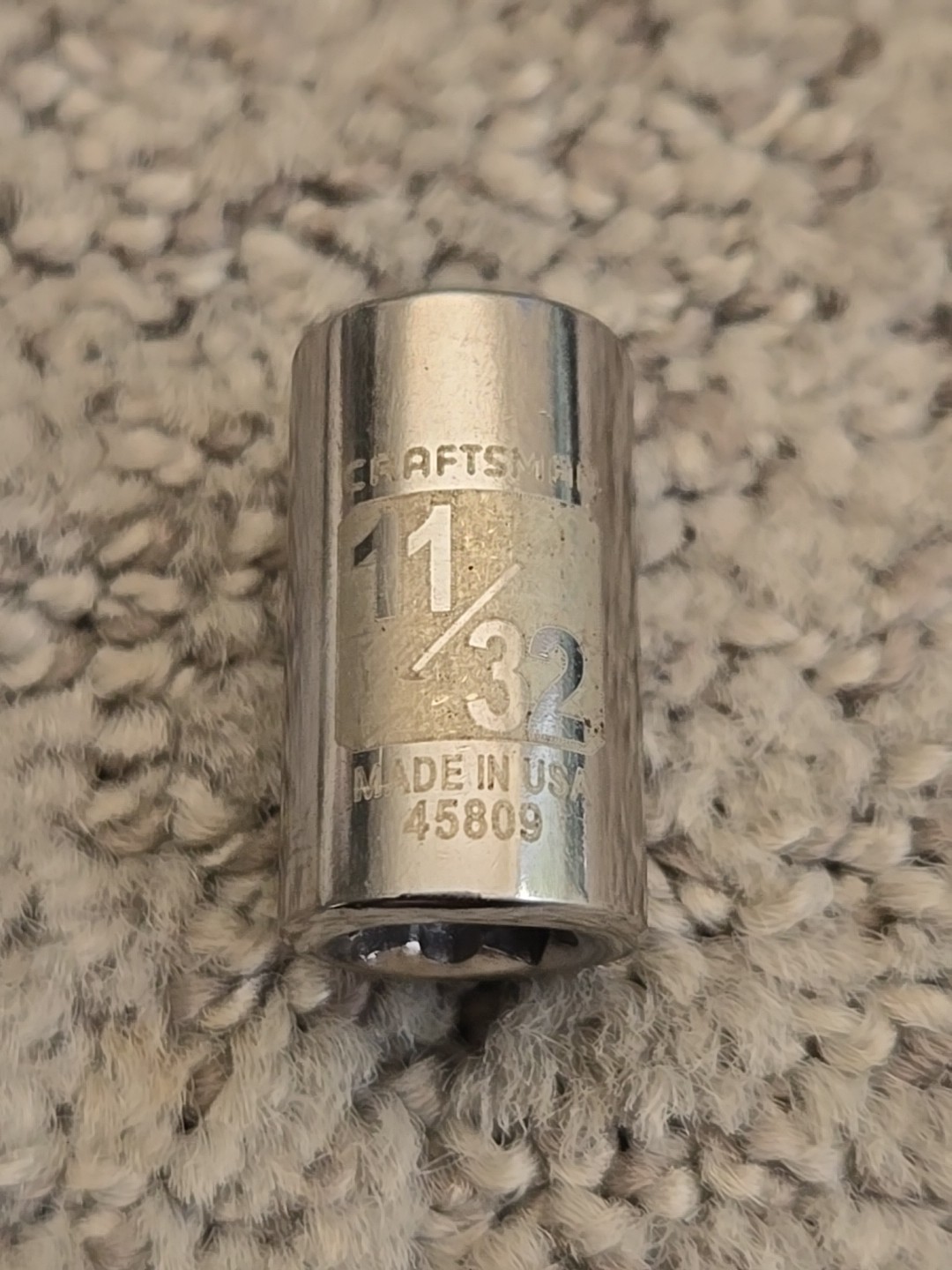 Craftsman 45809 11/32" 12pt Socket 1/4" Drive Easy Read Series USA 3733