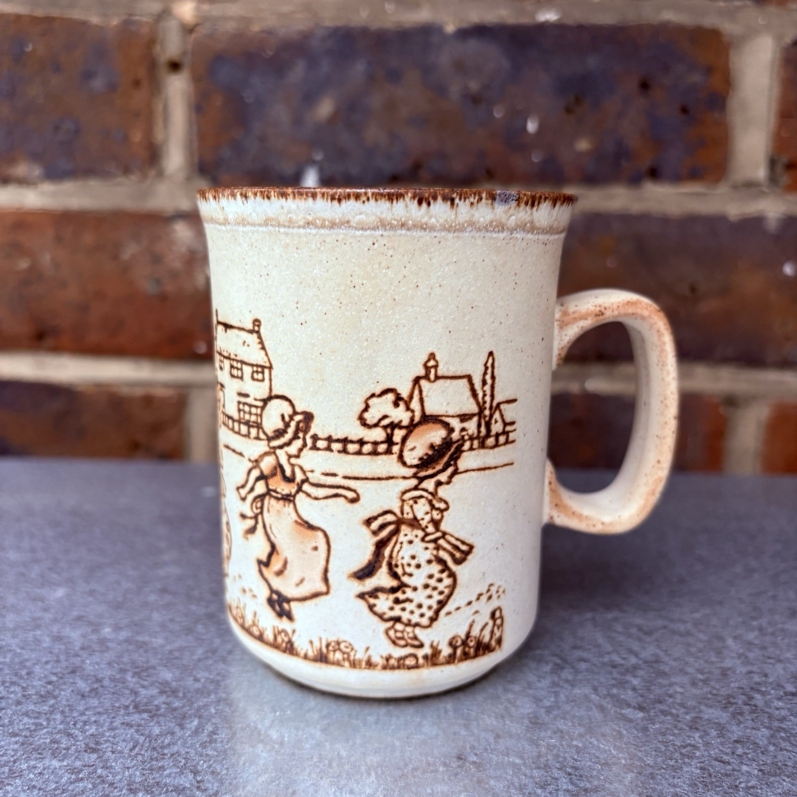 Dunoon Ceramics Stoneware Mug - Speckled Children Playground Scene