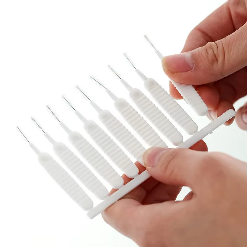 Shower Nozzle Cleaning Brush, White Multifunction Showerhead Crevice Cleaning Br