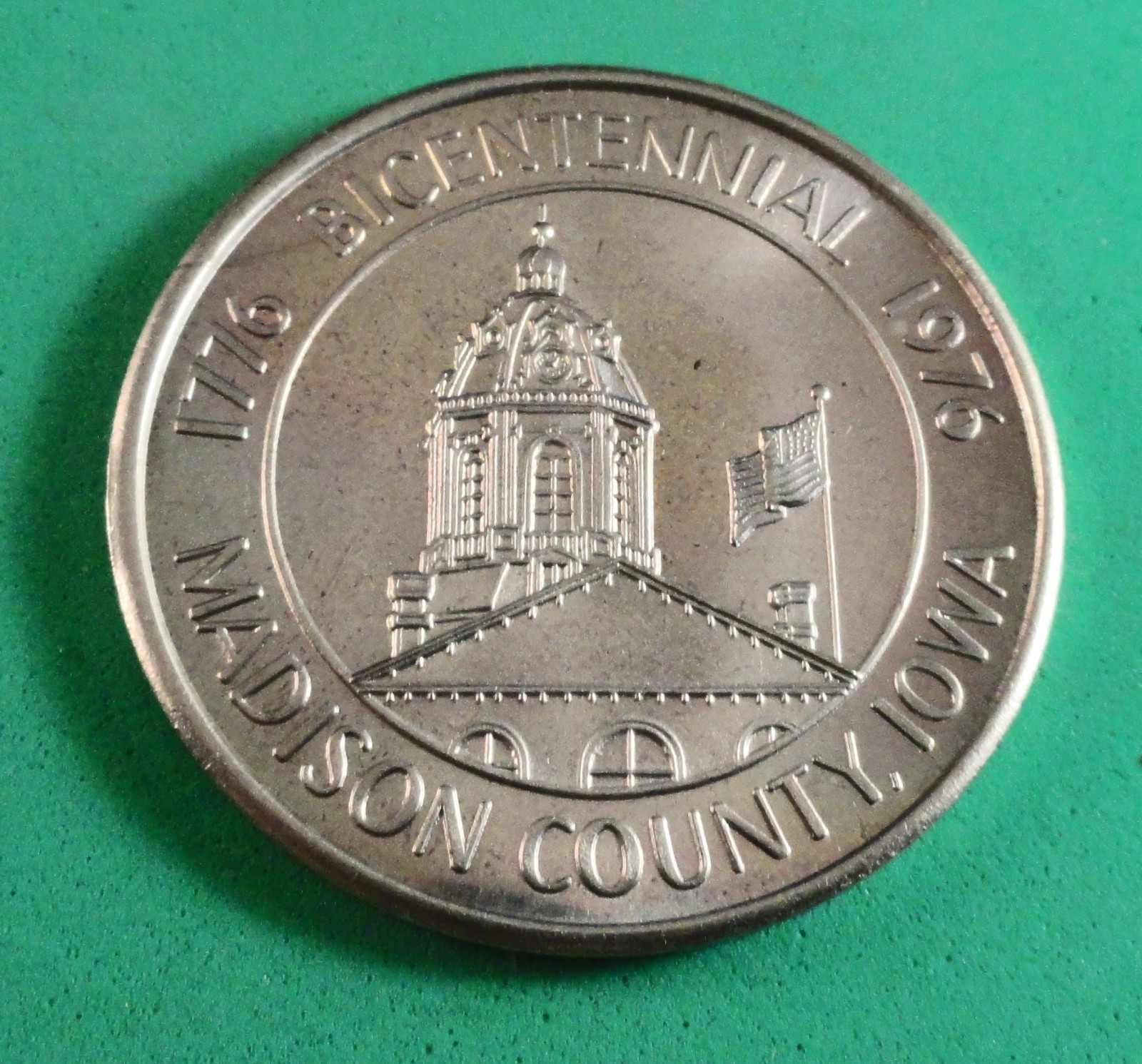 MEDAL:  MADISON COUNTY, IOWA - 1776 BICENTENNIAL 1976
