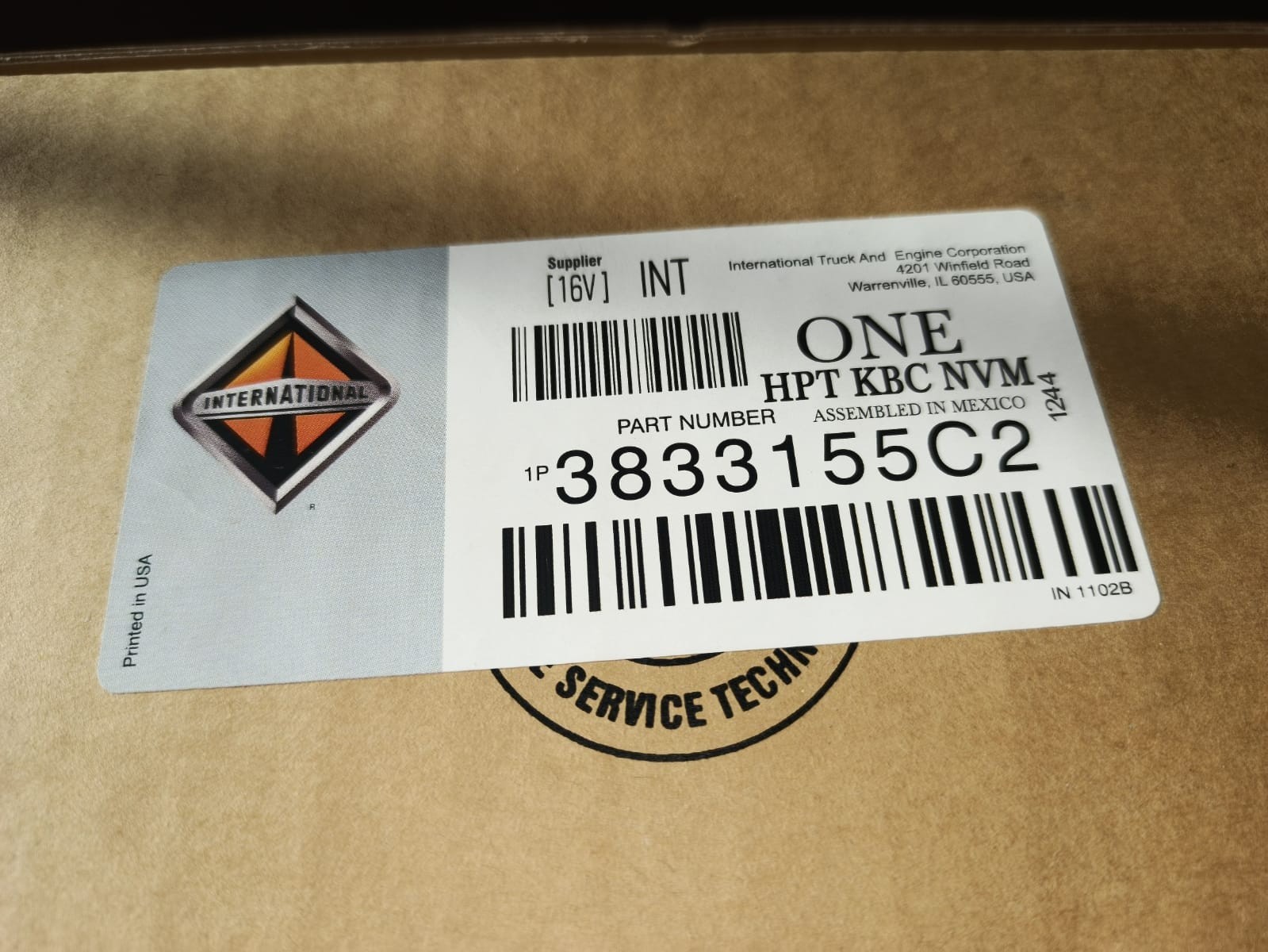 International 3833155C2 Control 018584582