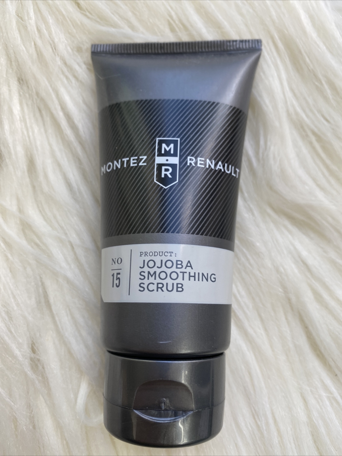 Montez Renault No.15 Jojoba Smoothing Scrub 2fl.oz - New !!