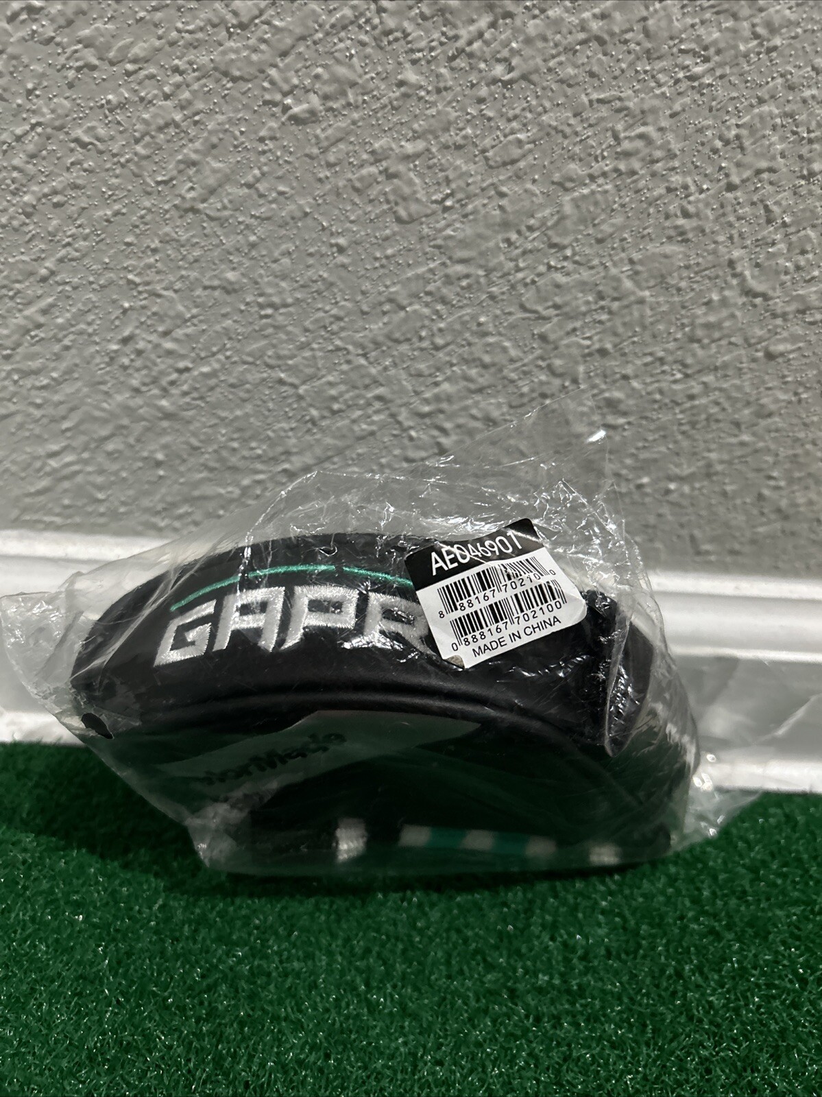 TaylorMade GAPR Hybrid Rescue Wood Golf Head Cover BRAND NEW