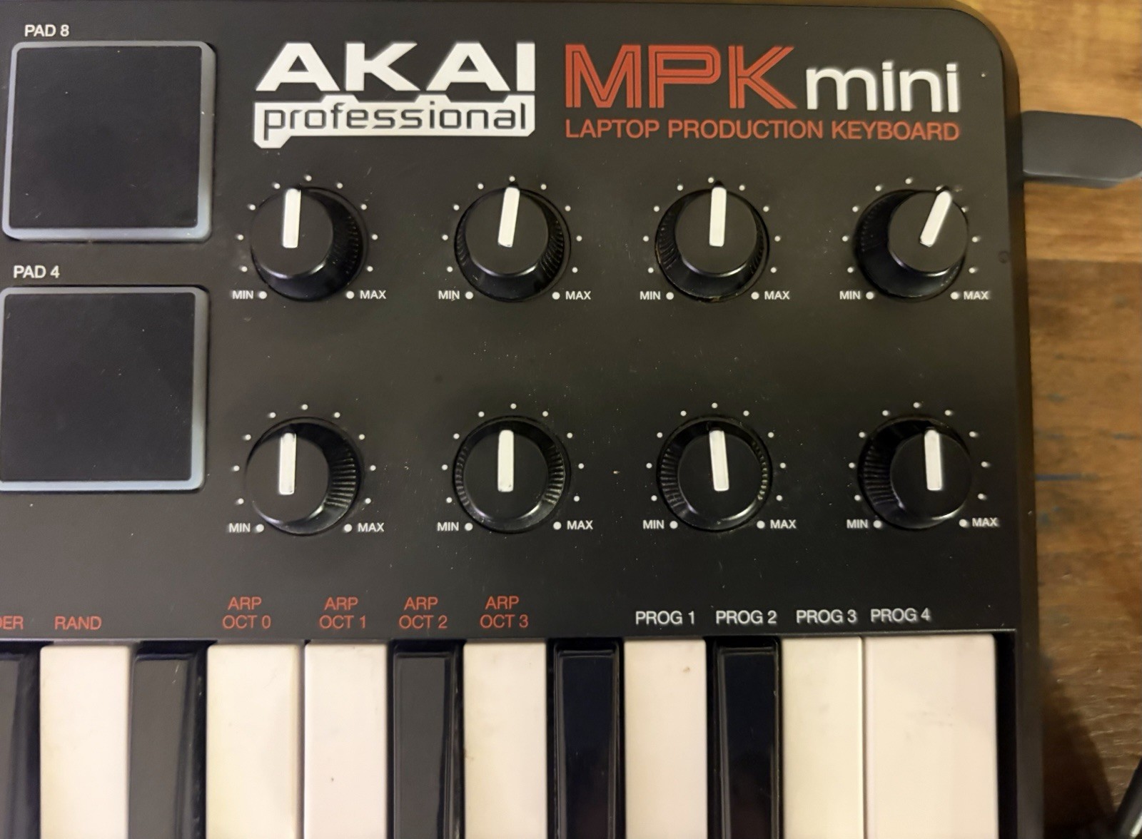 Akai MPK Mini MK1 USB MIDI Keyboard Controller Fully Tested All Keys Pads Work