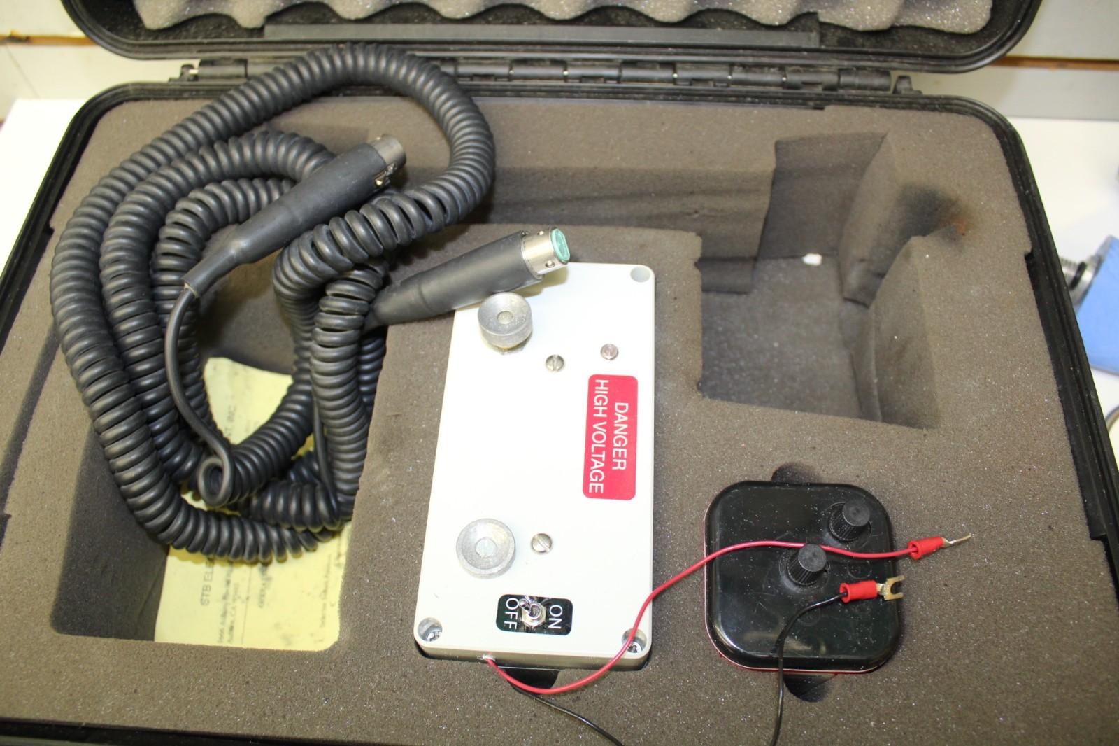 STB PHASING VOLTMETER 25/35 VOLT METER SENSOR W/ CASE