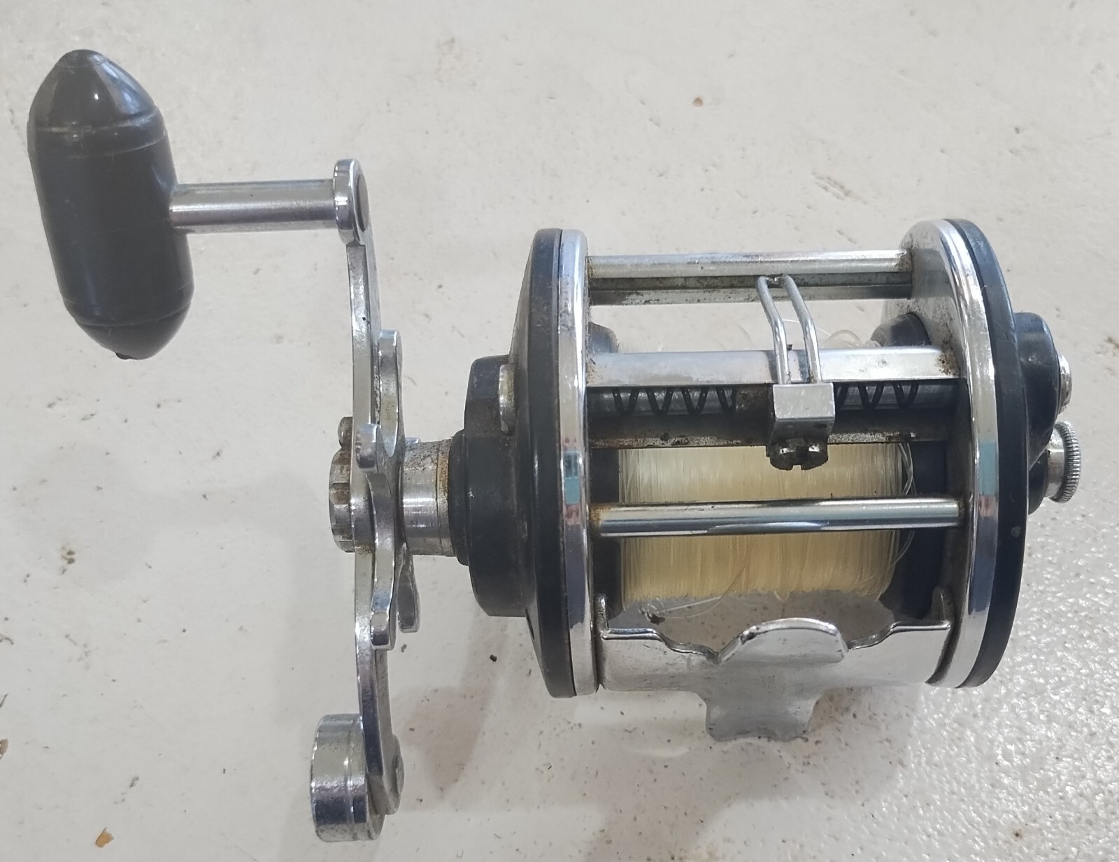Vintage Penn Peerless No 9 Fishing Reel Level Wind Made in USA GOOD CONDITION