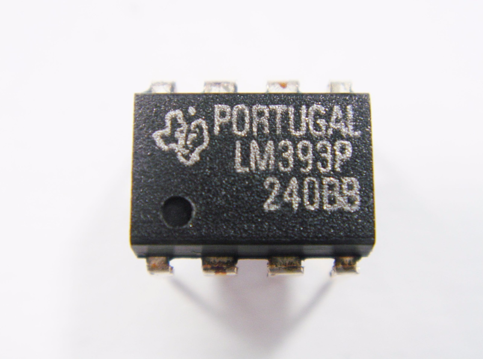 LM393 Comparator #AB11