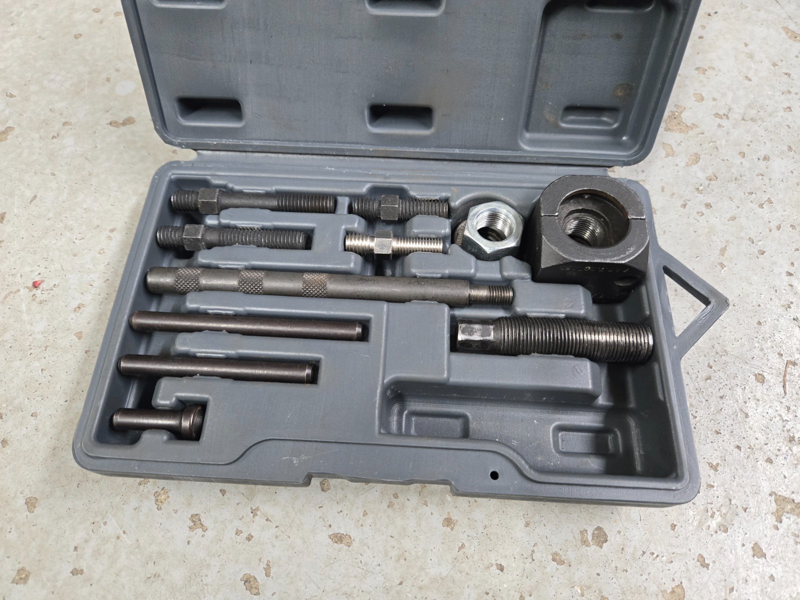 Napa "no slip" pulley puller/installer #39000