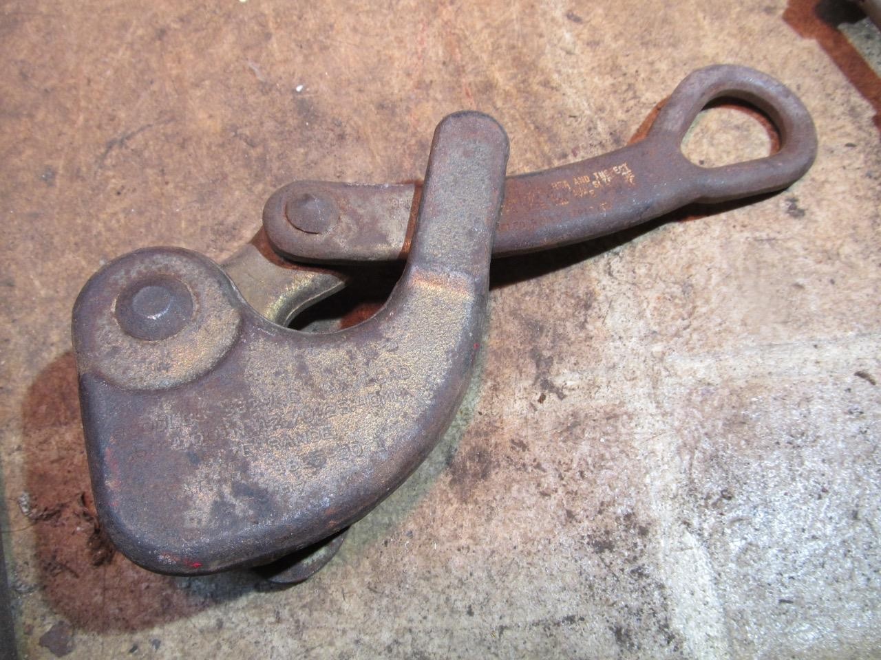 Klein 1625-20 Havens Grip Wire Cable Puller Tool with Lock