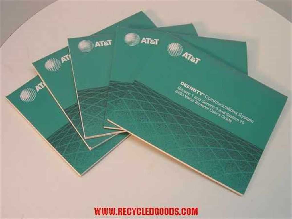 AT&T DEFINITY 555-230-761 Generic 1 3 System 75 8403 Voice Terminal User's Guide