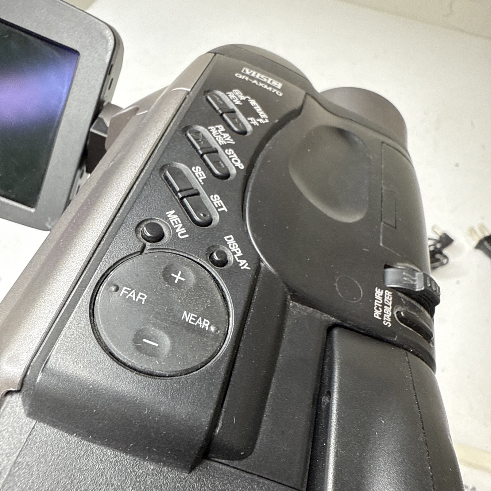 JVC VHS-C Camcorder *READ* Model GR-AXM70U Tested Working.
