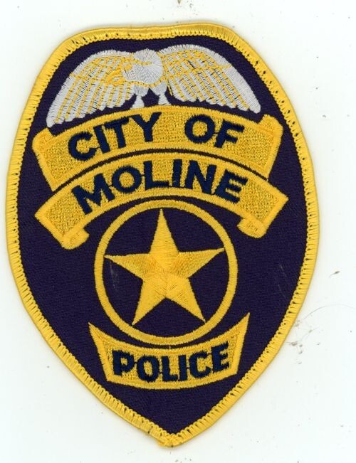 ILLINOIS IL MOLINE POLICE NICE SHOULDER PATCH SHERIFF MINOR CREASE