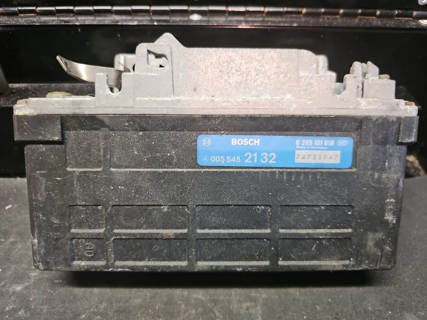 0055452132 Mercedes E320  1994-95 ABS Breaking System Module