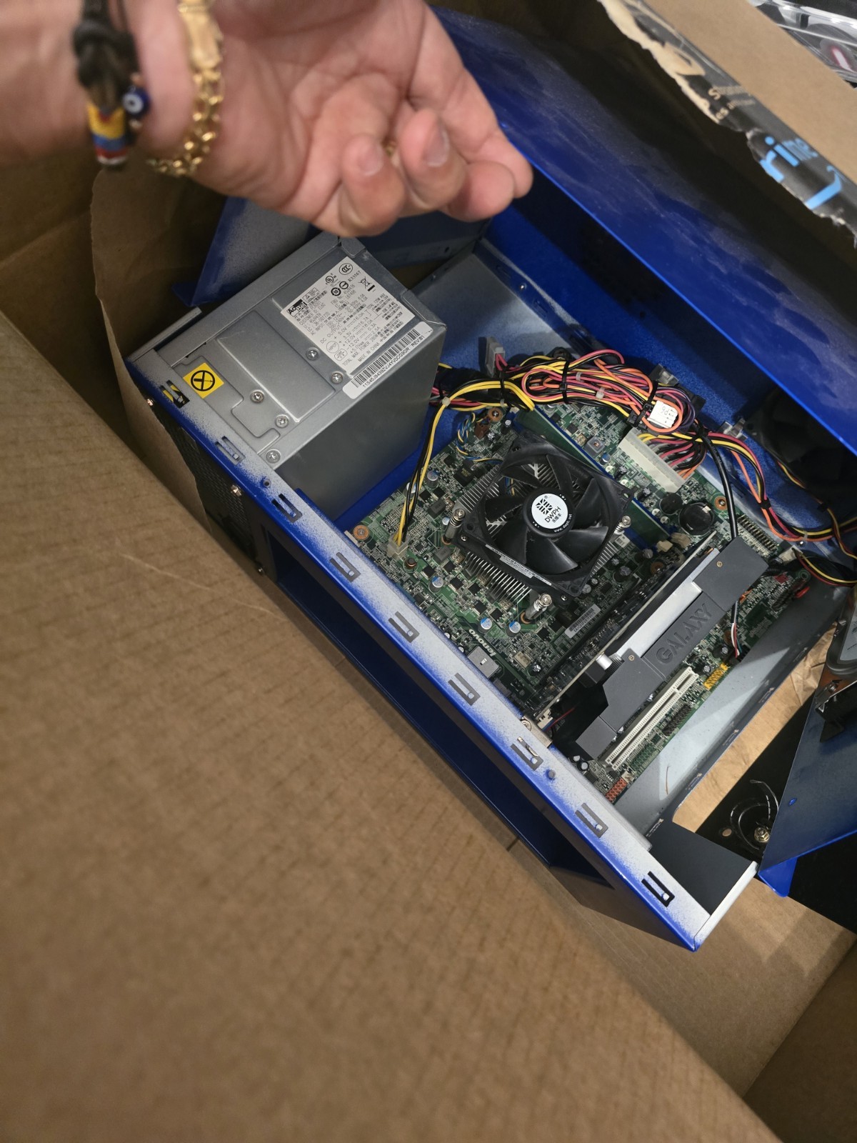 Moto GP BOARD, COMPUER AND HASP USB SENTINEL