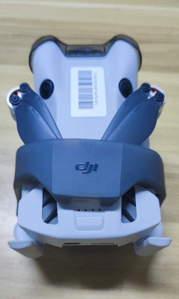 DJI Mini 4 Pro Drone Body Only From Combo Kit Ultra Light For Easy Flying