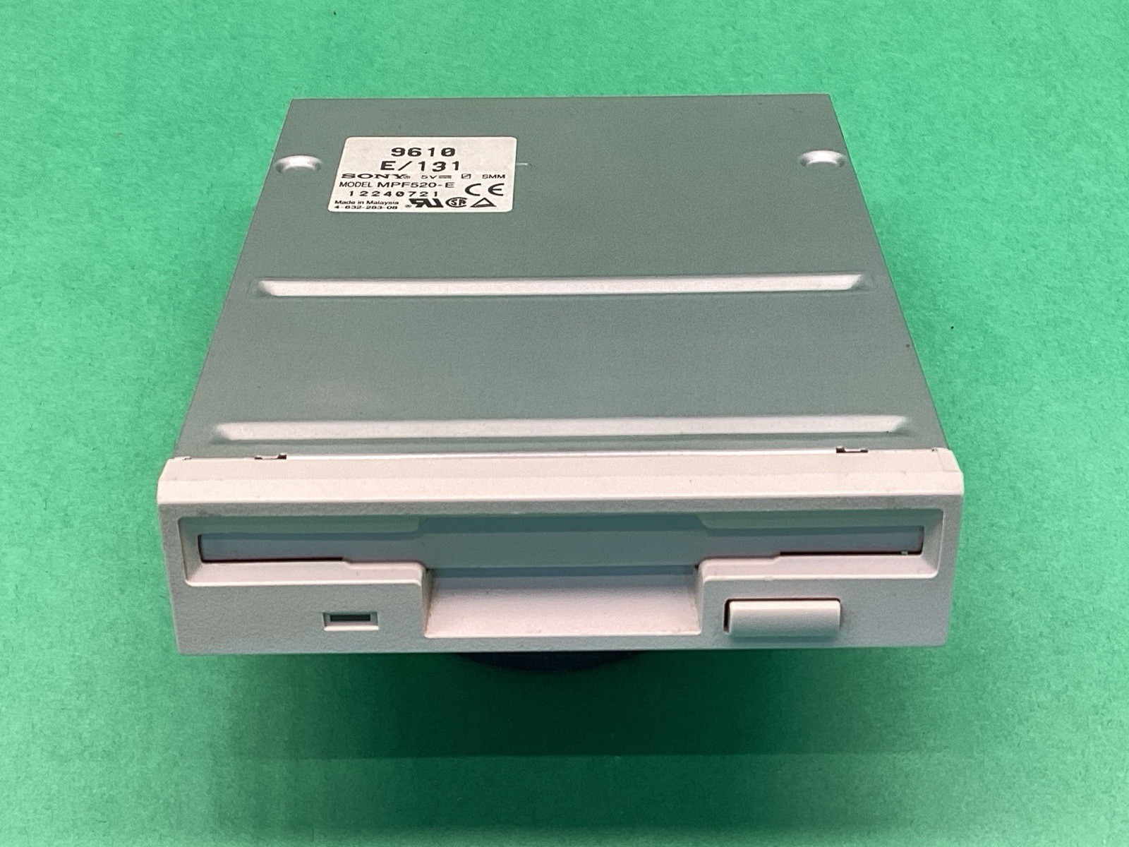 Sony 1.44Mb MPF520-E 3.5 inch Floppy Disk Internal Desktop Drive Beige