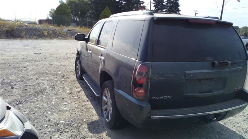 Front Driver Left Spindle/Knuckle from GMC Yukon Denali 11382743