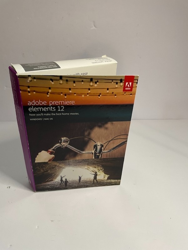 Adobe Premiere Elements 12 - Mac & Windows XP/7/8 - sealed