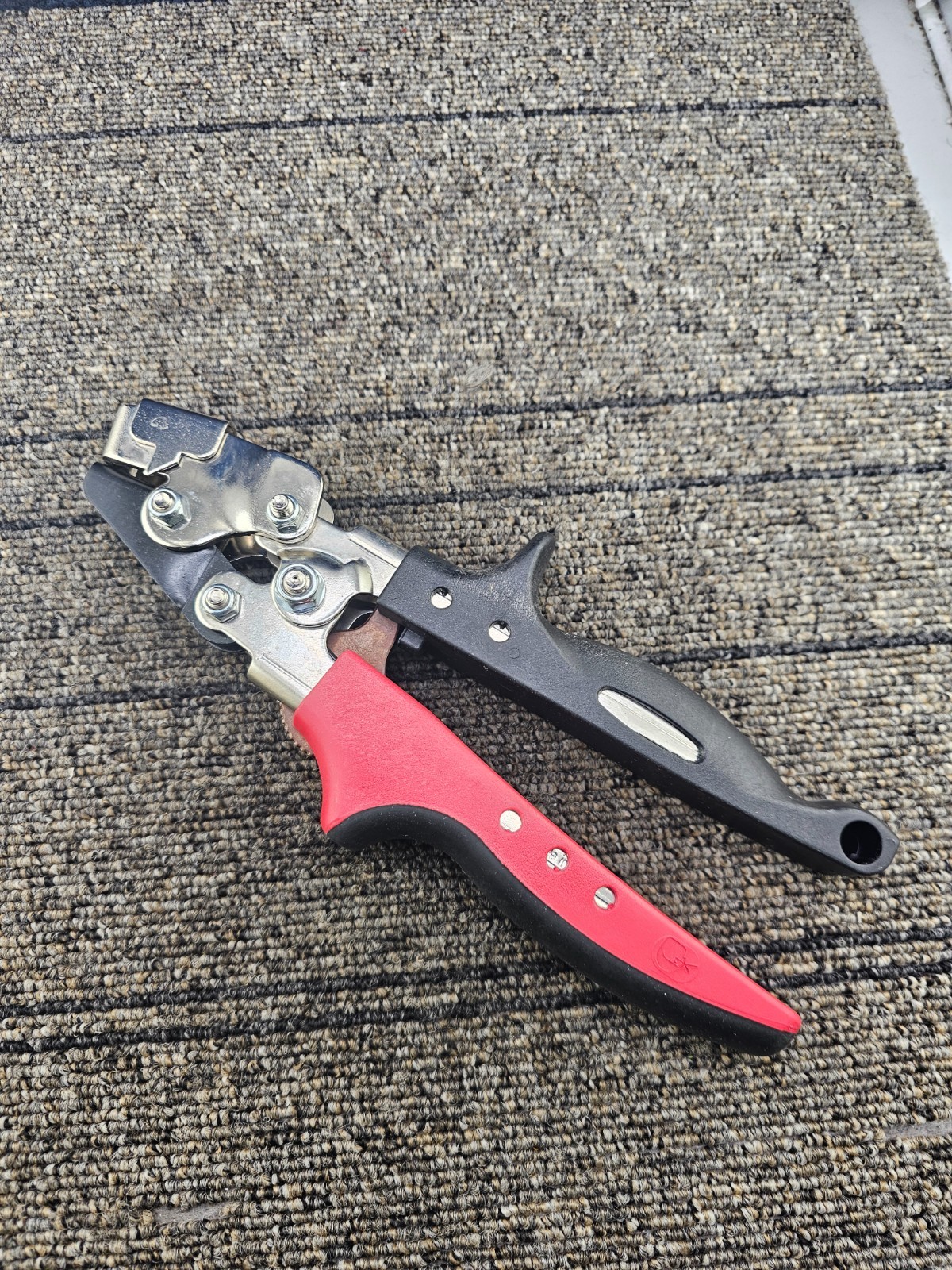 Malco Adjustable Snap Lock Punch Gutter Snap Lock Punch