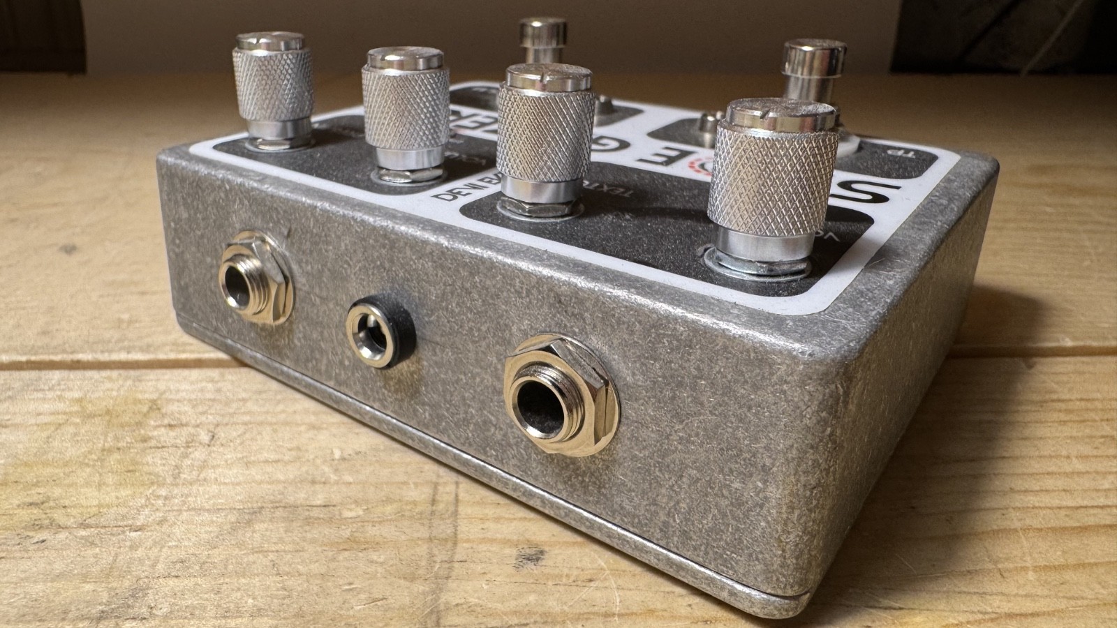 Devi Ever : FX Shoe Gazer Fuzz