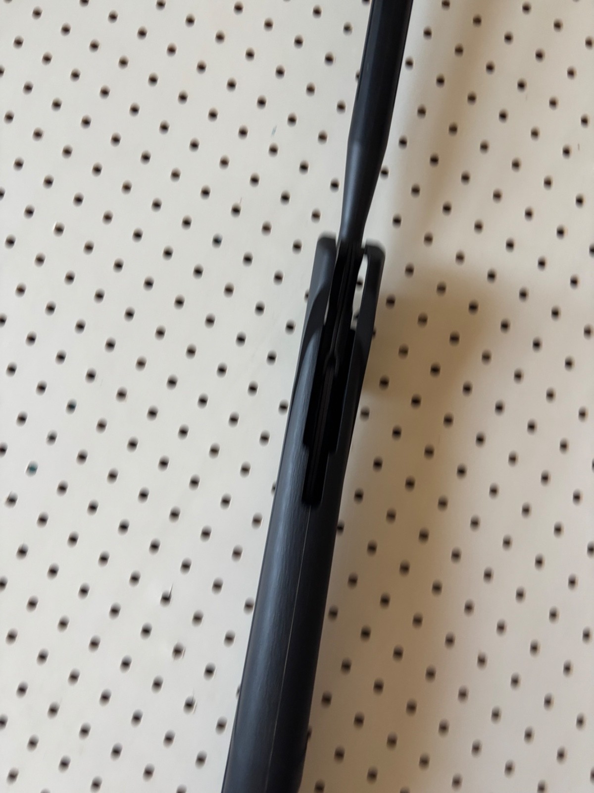 crossman shockwave quiet fire .22 cal 950 fps w/ pellets, scope, and pen loader