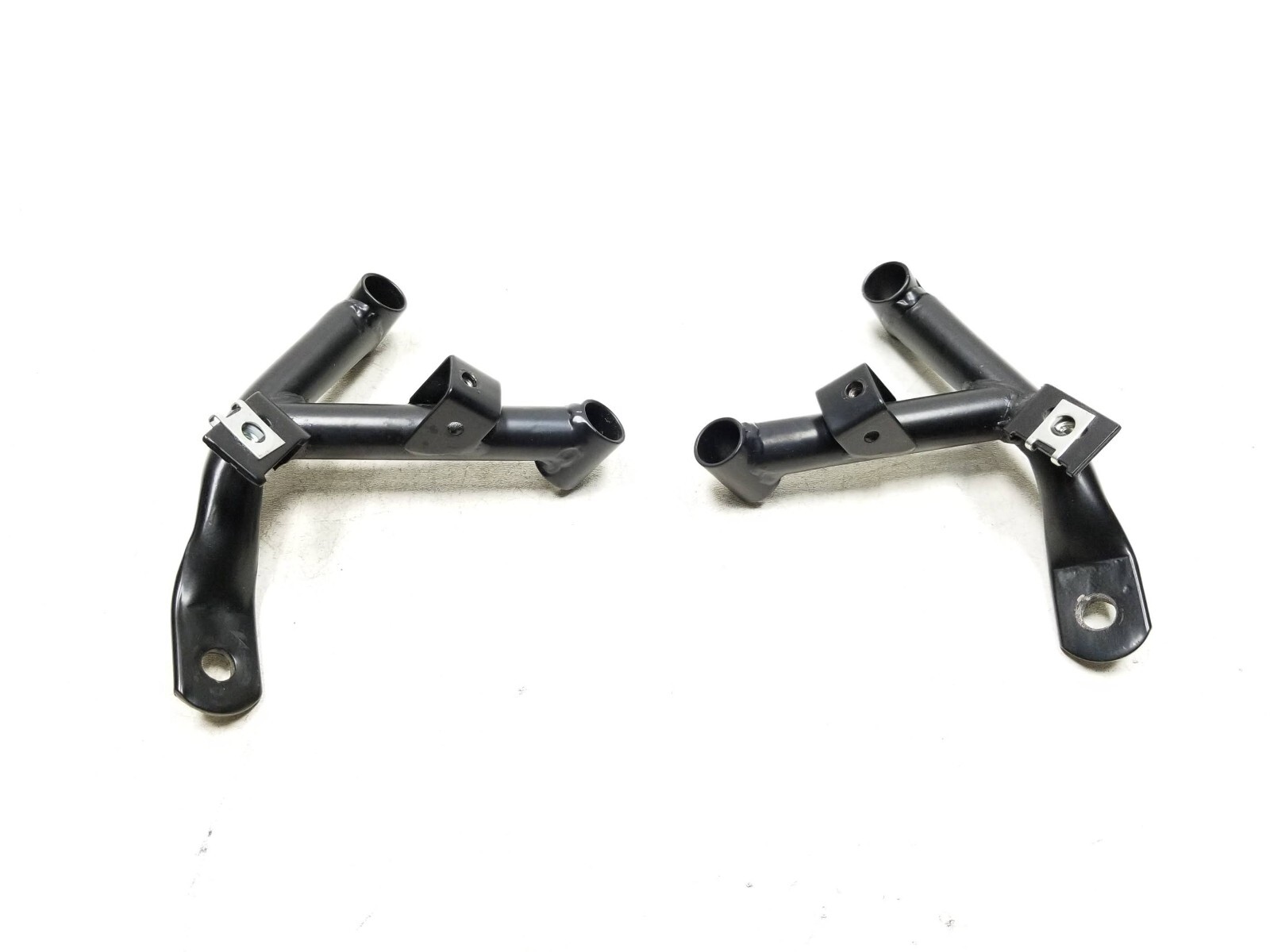 20 - 24 Benelli 302S Frame Bracket Holder Support Left & Right OEM