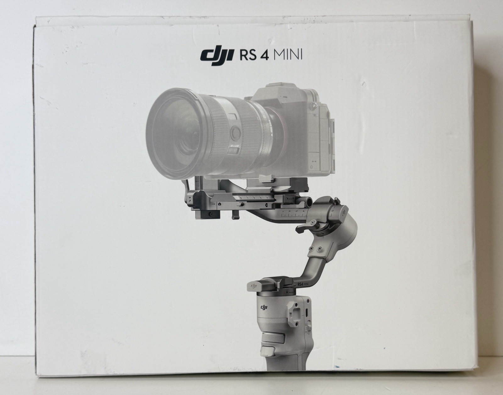 DJI RS 4 Mini Gimbal Stabilizer