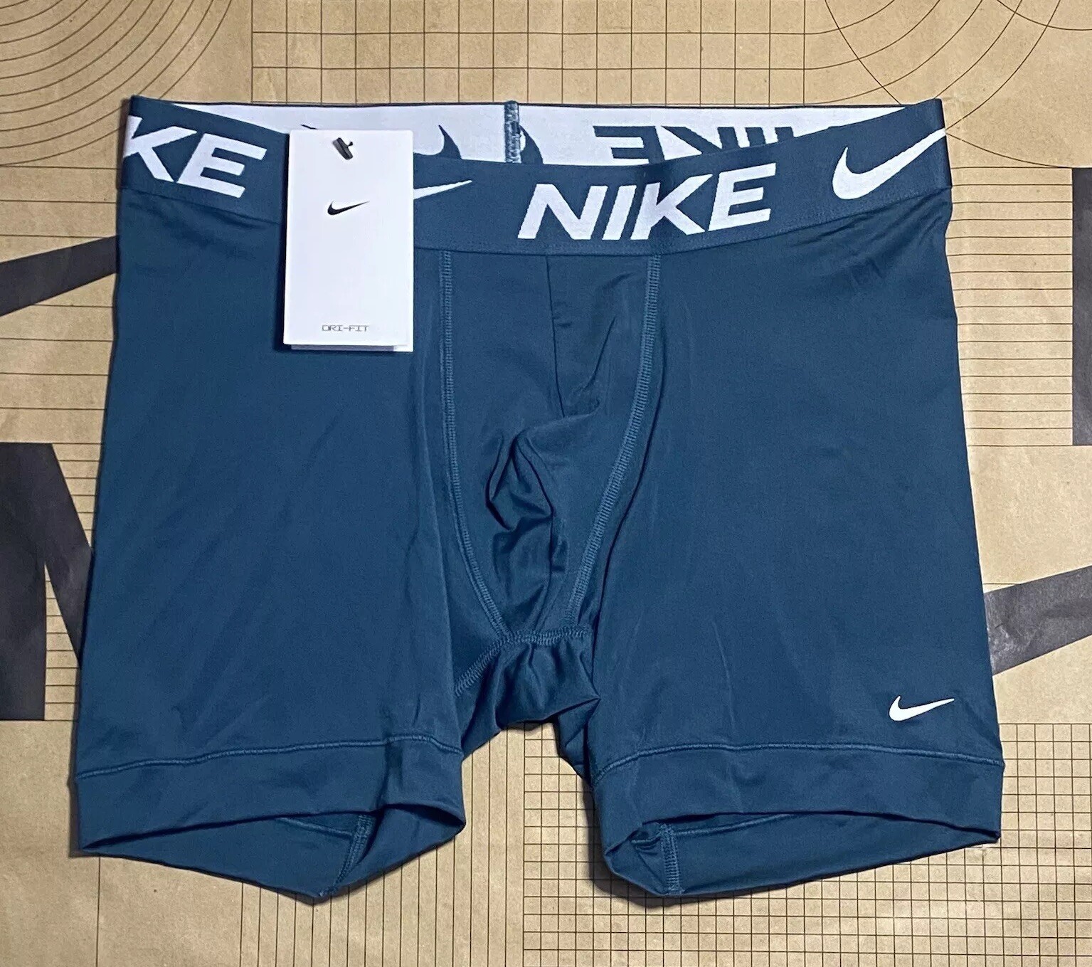 Nike Pro DRI-FIT 6” Boxer Brief Compression Shorts - Teal - Men' Medium NWT