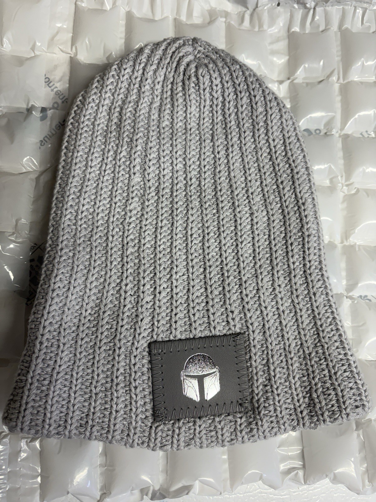 Star Wars X Love Your Melon the Mandalorian Gray Knit Beanie Winter Hat MINT