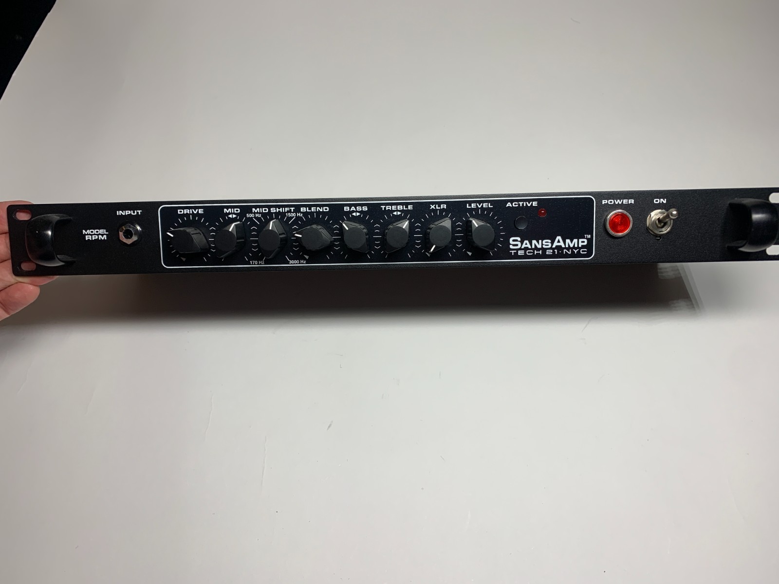 Tech 21 SansAmp RBI Bass Preamp DI Sans Amp Bass Guitar Rack Unit - MINT