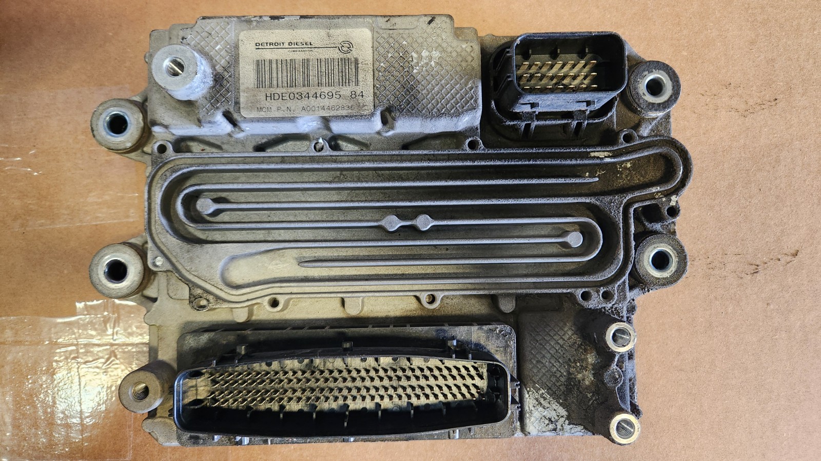 A0014462835 Detroit DD15 Engine Control module ECM MCM HDE0344695 84