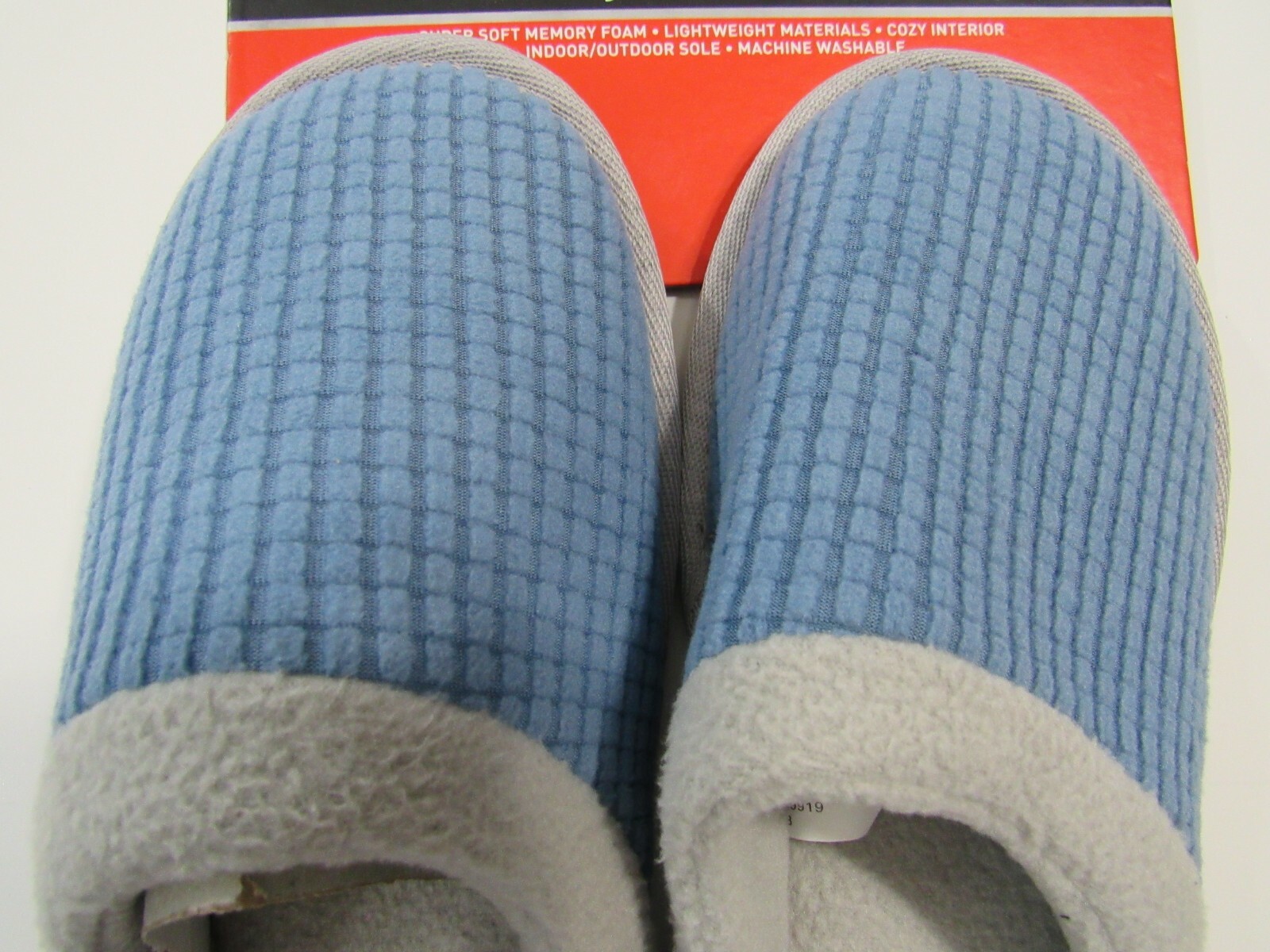 Hanes Mens Comfort Memory Foam Slippers Lt Blue Gray M 8-9 Nwt