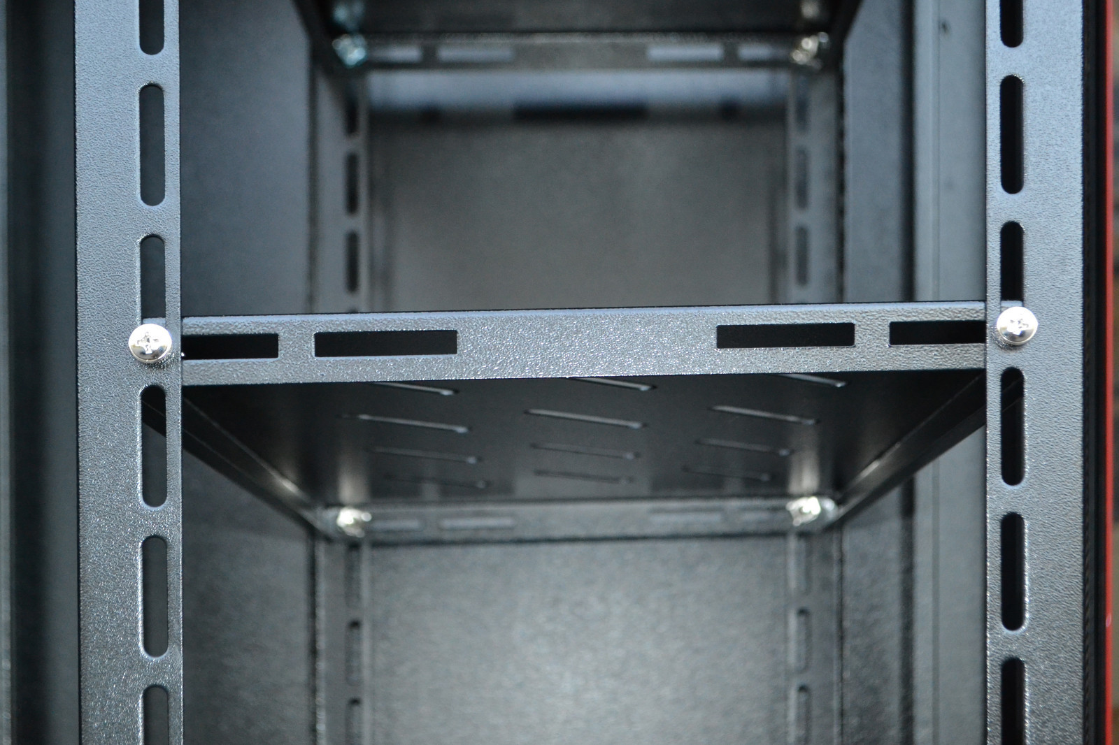 Sysracks 18U 24" Deep Wall Mount IT Network Server Rack Cabinet Box