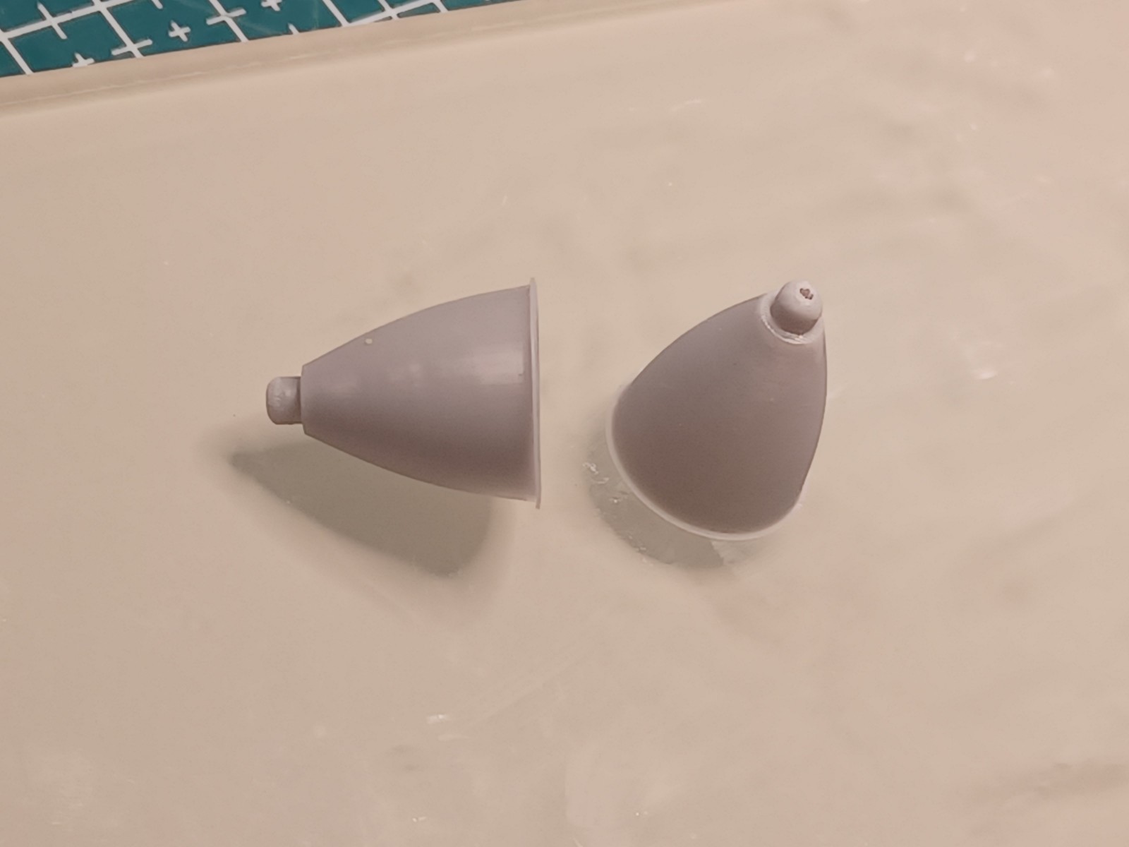 1/72 Space Shuttle Engine Upgrades. 3 Mains And 2 OMS to Fix Those Kit. Resin
