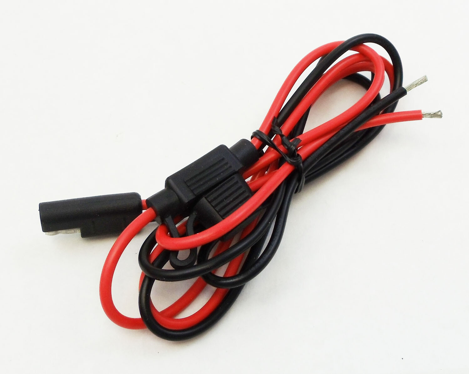 Magnum 36Pc Magnum 3 Foot - 14 Gauge Heavy Duty Power Cord With 15 Amp Mini Atc