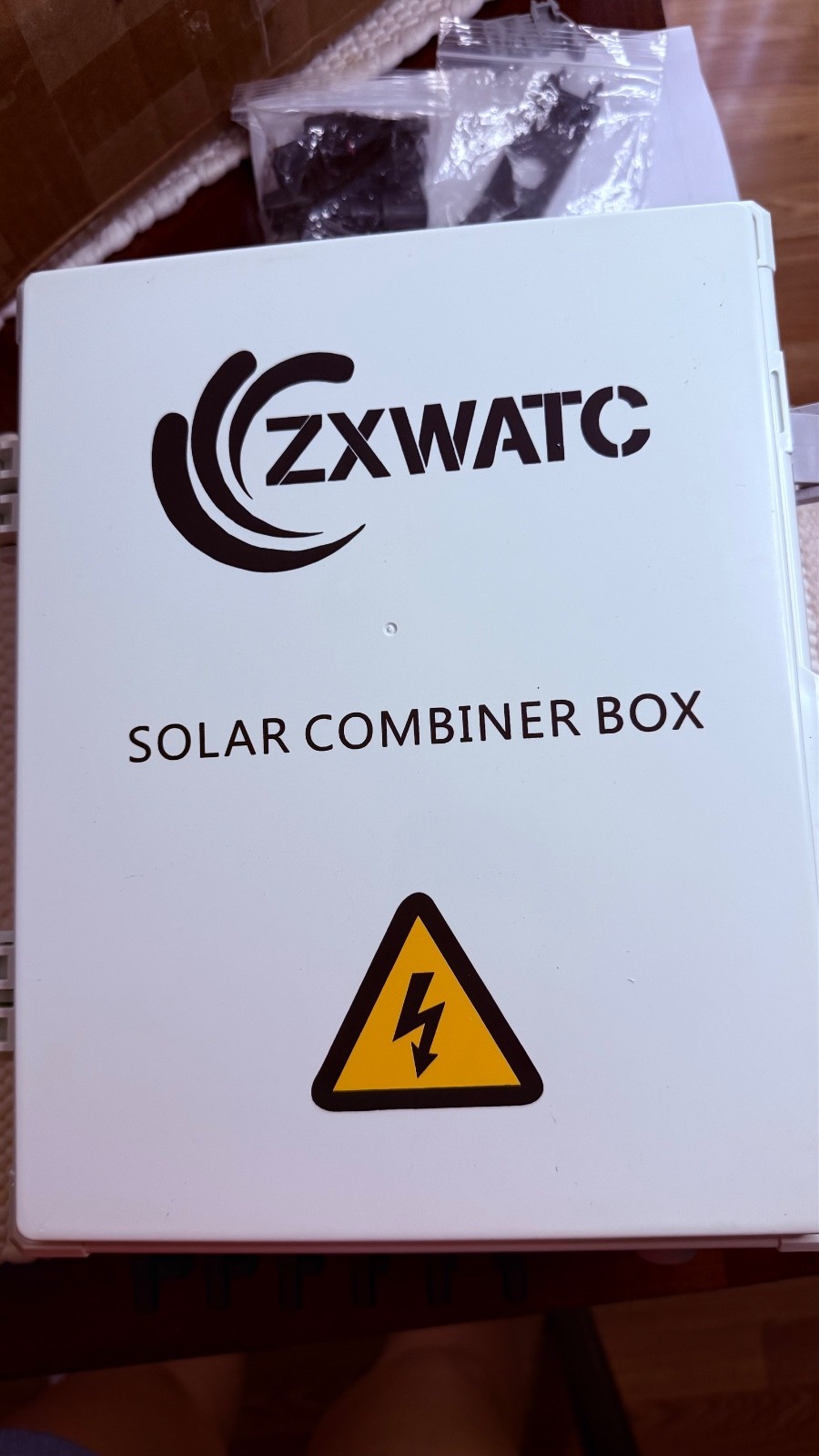 ZXWATC SOLAR COMBINER BOX 6 STRINGS