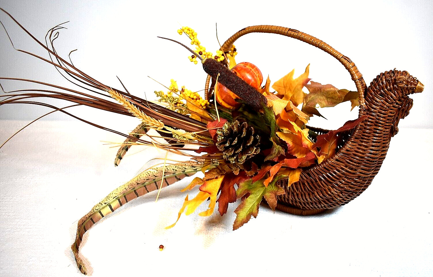VINTAGE Farmhouse Original Style Brown Wicker Rattan Chicken Basket w/ Handle