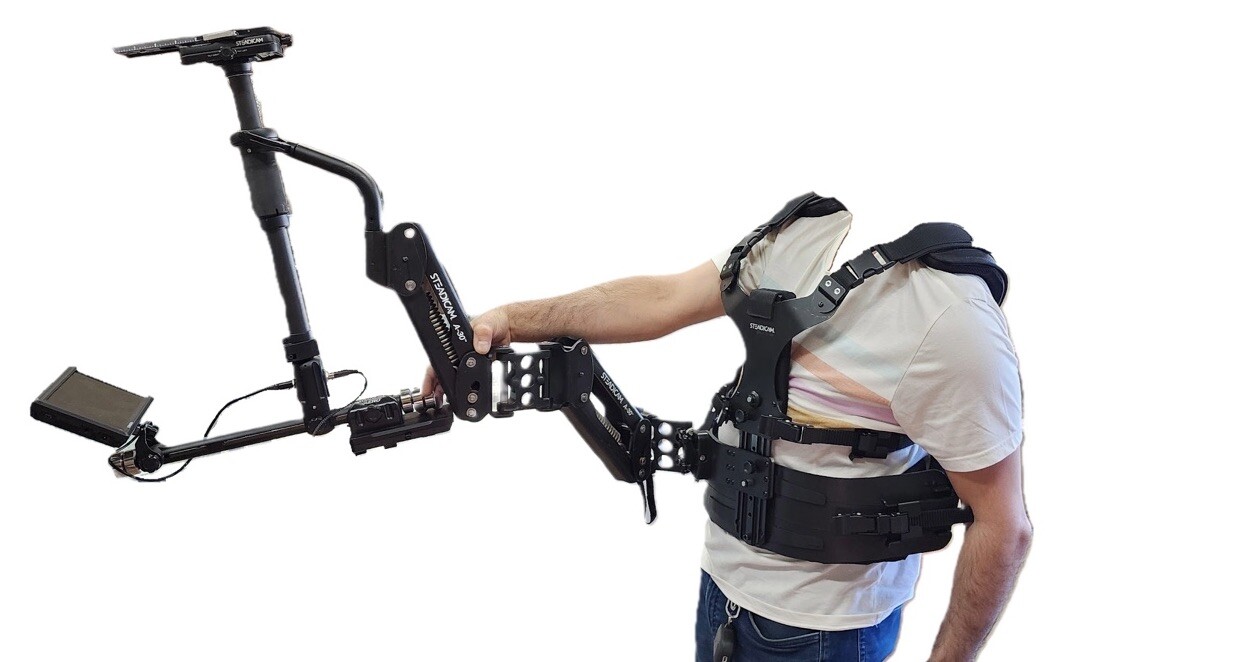 Steadicam Aero 30 Stabilizer System w/ V Mount Battery Mount & A-30 Arm in Case
