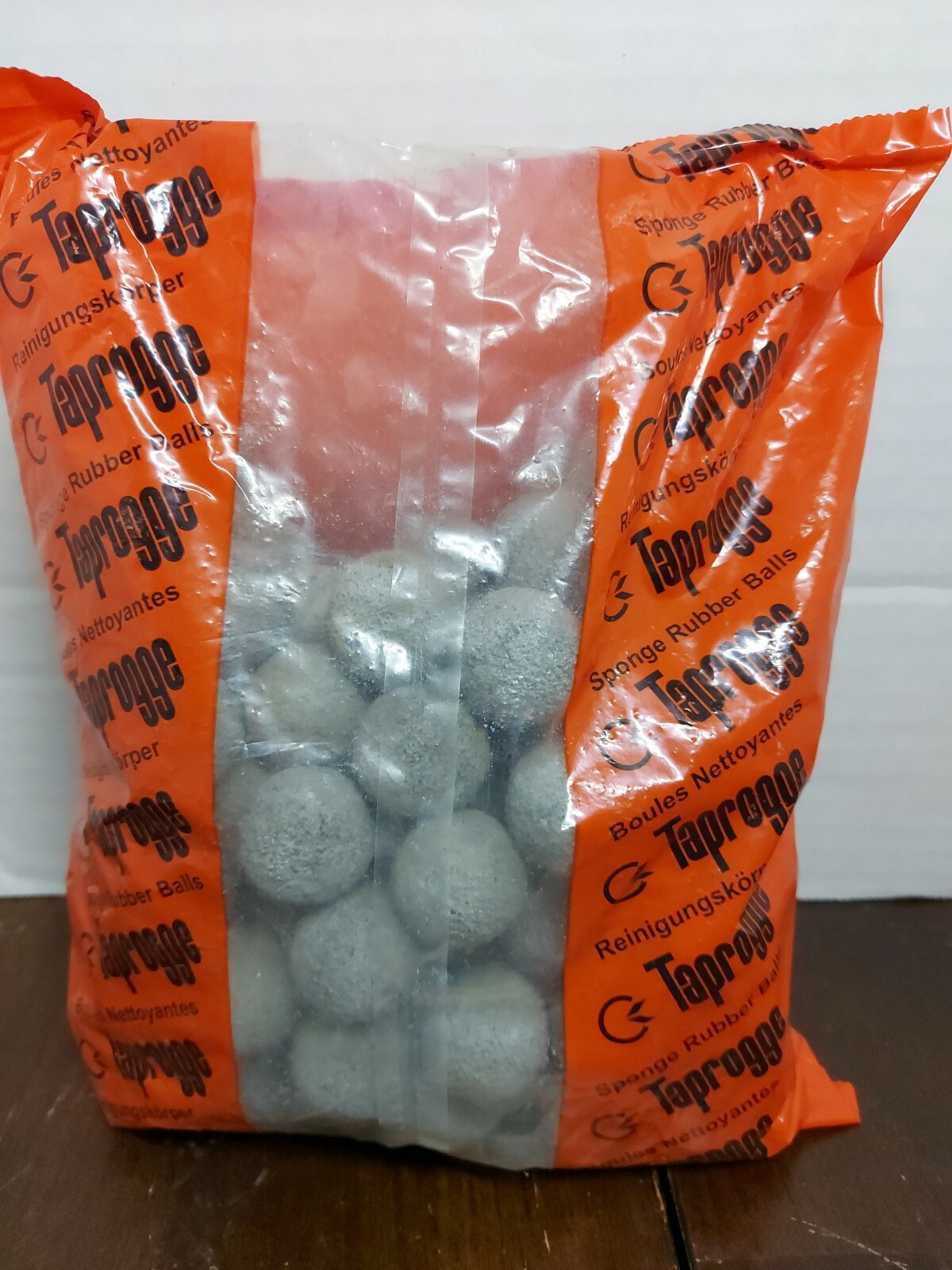 Taprogge 25-T 160-5 Sponge Rubber Cleaning Balls 100 Count Bag. Free Shipping!!!
