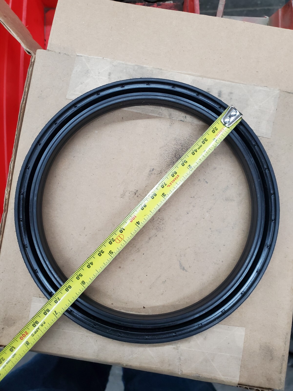 JLG 7028721 wheel Forklift cassette unitized seal Enduro brand