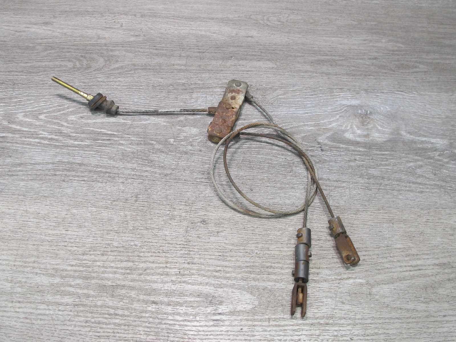 84-85 MAZDA RX7 FB EMERGENCY PARKING HAND BRAKE CABLE BRACKET SET OEM