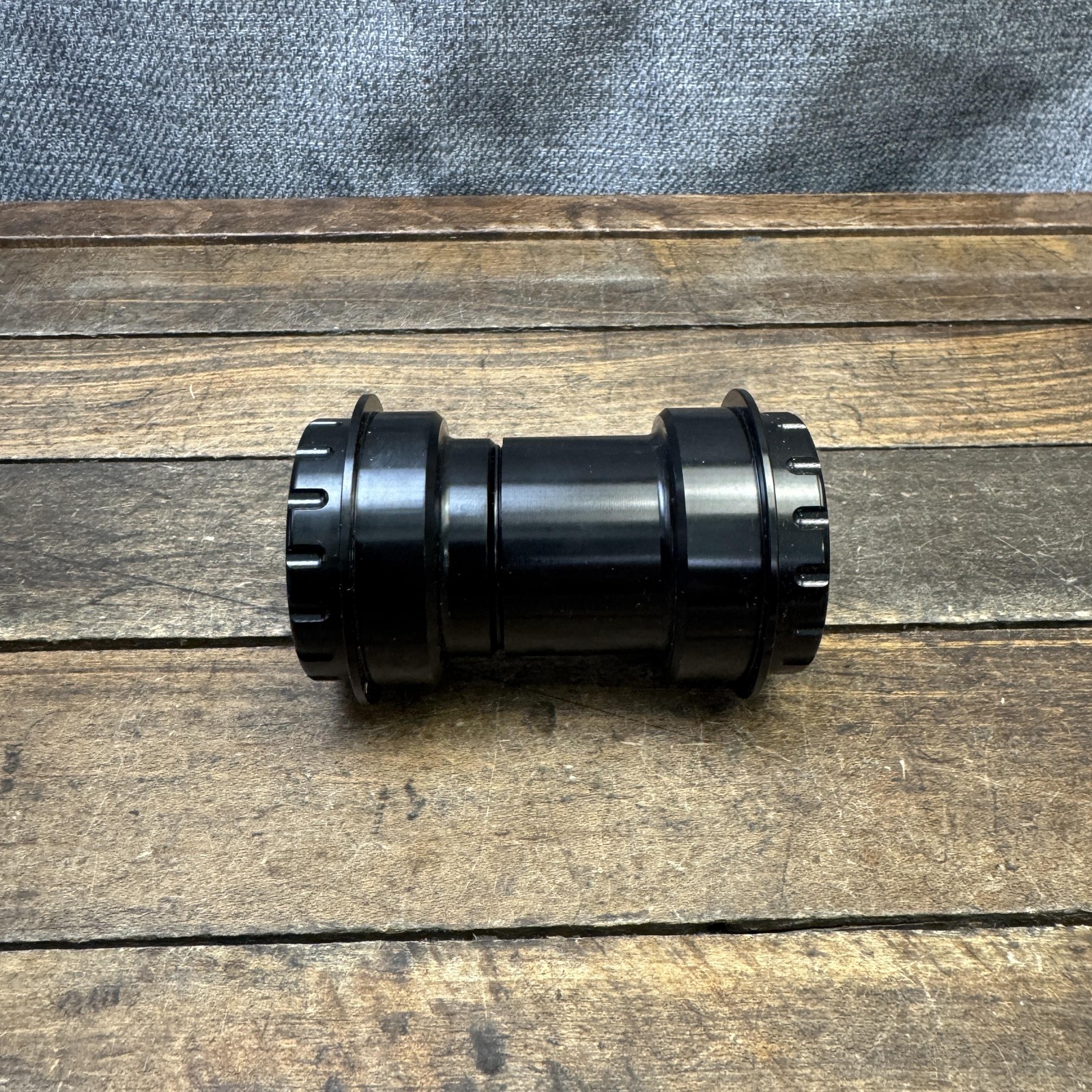 Wheels MFG PF30-OUT-15 Bottom Bracket 24mm Threaded Black Ceramic Zero