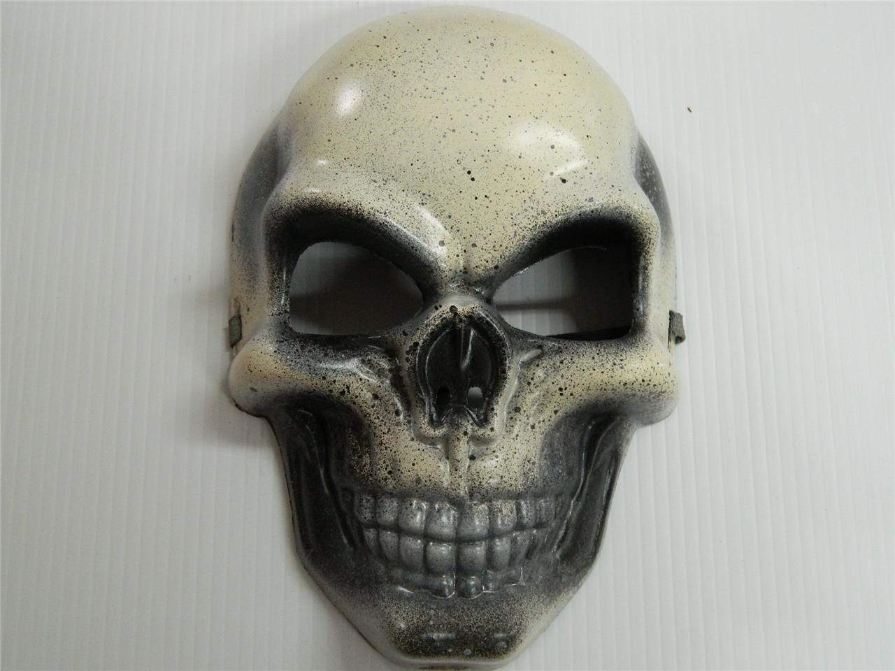 HALLOWEEN HORROR PROP - Modified painted Ghost Skull Mask PVC