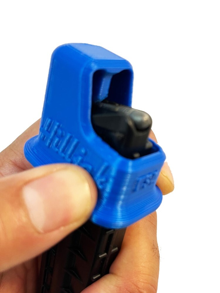 Hilljak Magazine Speed Loader Designed to fit Keltec P-17 22LR, QLK22 Blue