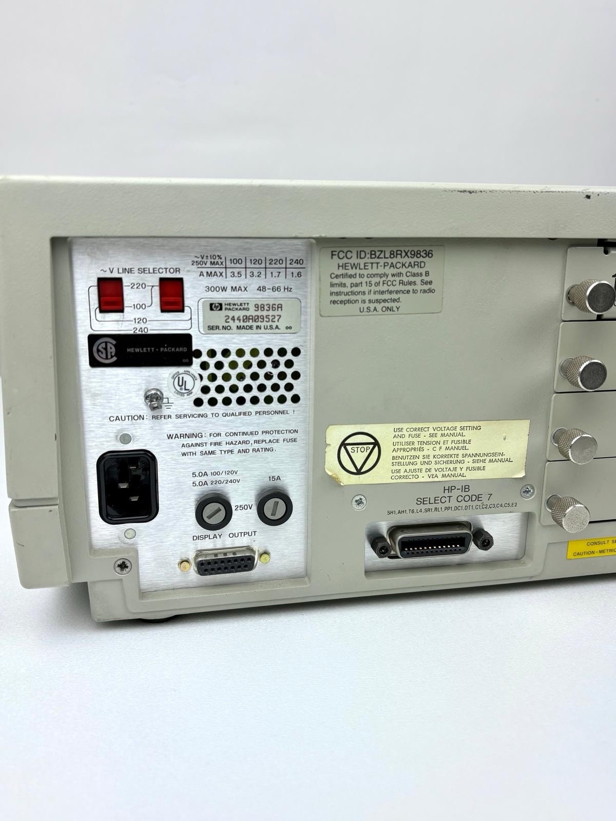 Vintage 1982 Hewlett Packard HP 9836A Computer Model 236