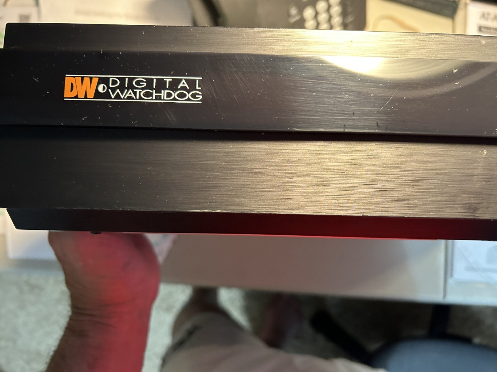Digital Watchdog DW-VP16-16P 2TB HDD 16 ch/16POE NVR