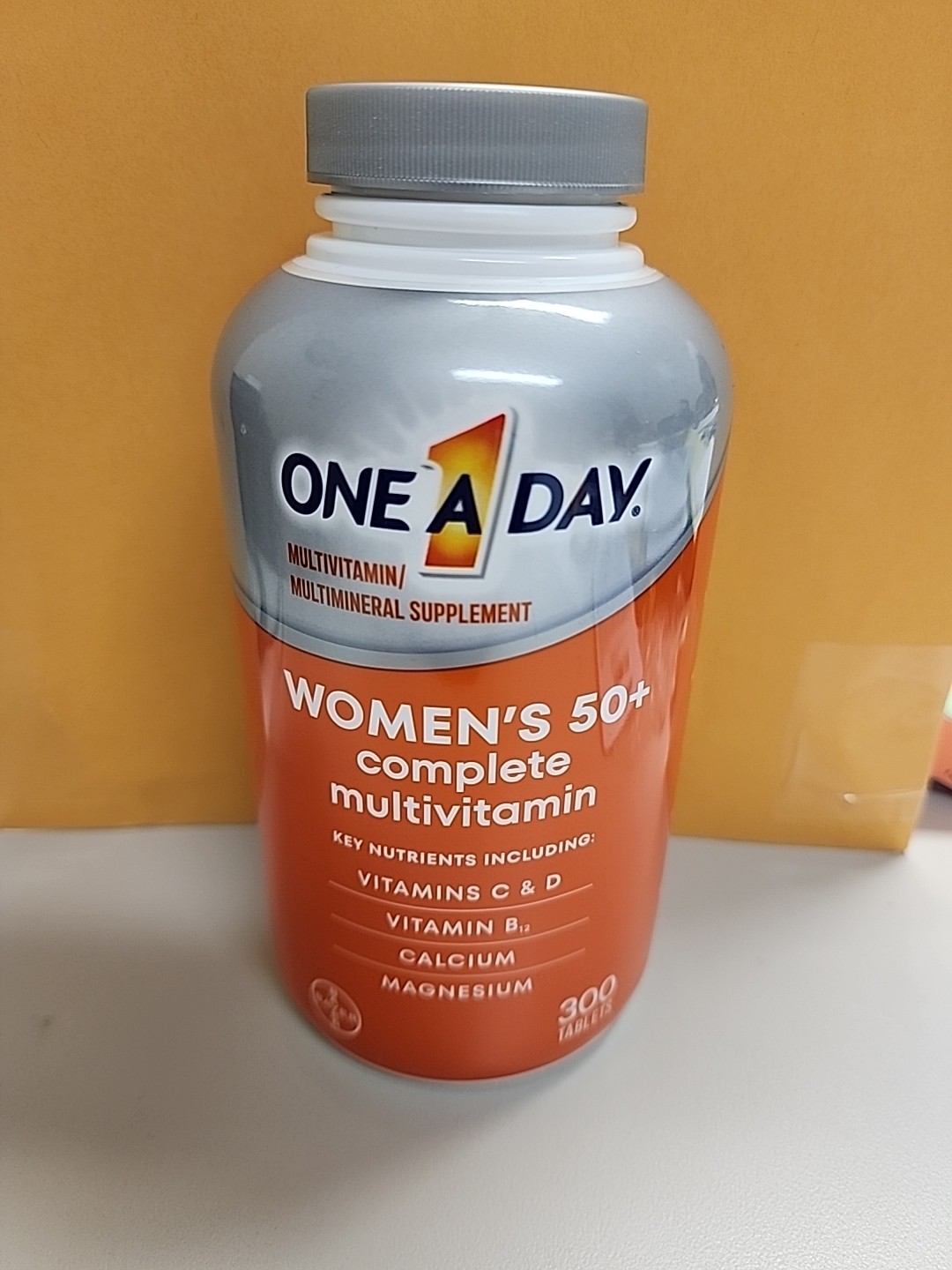 One A Day Women's Multivitamin and Multimineral Tablets - 300 Count