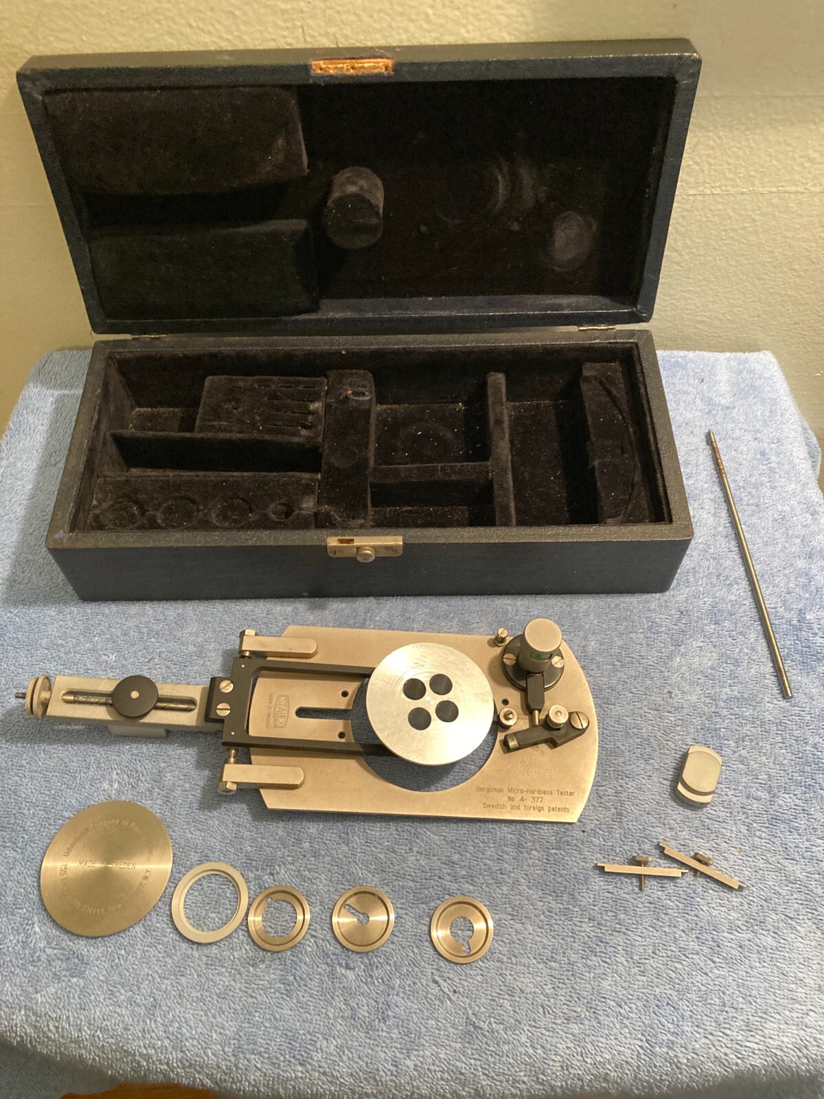 STALEX BERGSMAN MICRO-HARDNESS TESTER NO. 4-377 TOOL SWEDEN W/ PARTS SHOWN READ