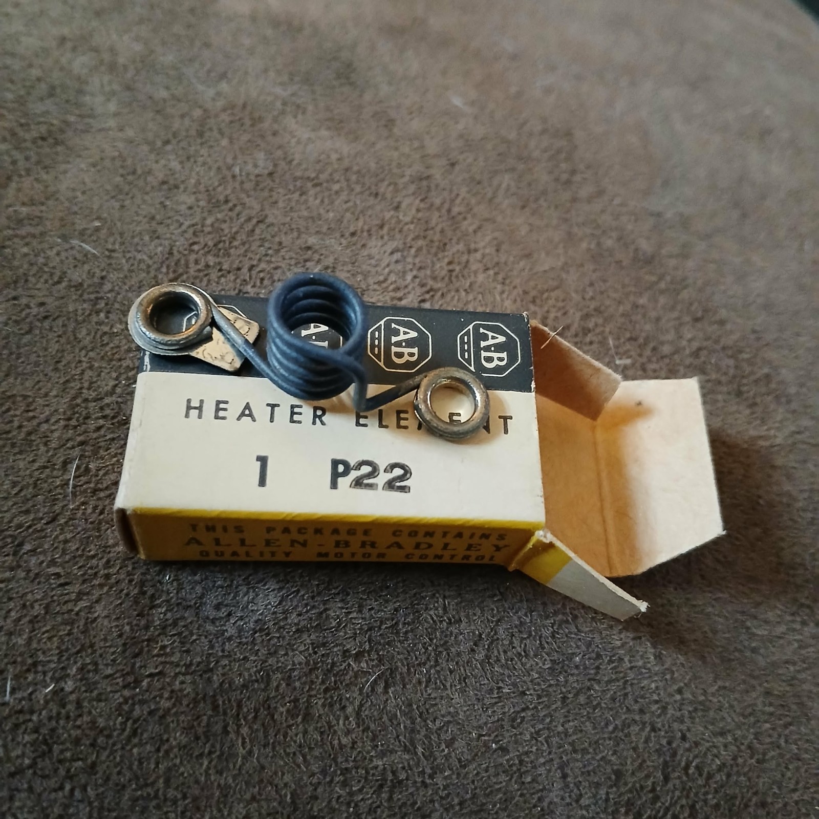 Allen Bradley P-22 Thermal Overload Relay Heater Element P22 AB NEW FREE SHIPPIN